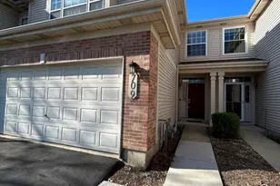 709 Riding Ln, Saint Charles, IL 60174 - Photo 1