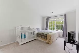 206 Glasgow Ln, Schaumburg, IL 60194 - Photo 10