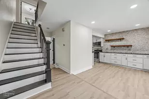524 Yosemite Ct, Roselle, IL 60172 - Photo 2