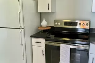 5445 N Sheridan Rd, Chicago, IL 60640 - Photo 10