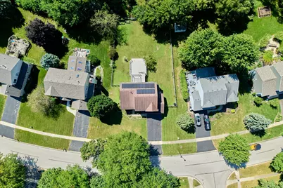 691 Thorsen Lane, Batavia, IL 60510 - Photo 4