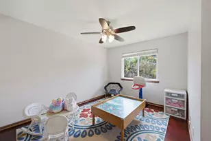 691 Thorsen Ln, Batavia, IL 60510 - Photo 20