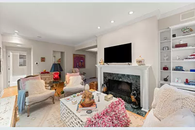 832 W Gunnison Street #2S, Chicago, IL 60640 - Photo 2