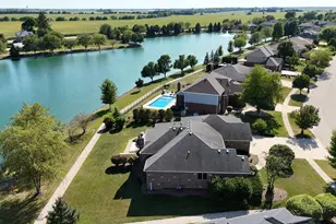 2874 Ryan Dr, New Lenox, IL 60451 - Photo 2