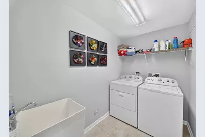 87 Valencia Parkway, Gilberts, IL 60136 - Photo 18