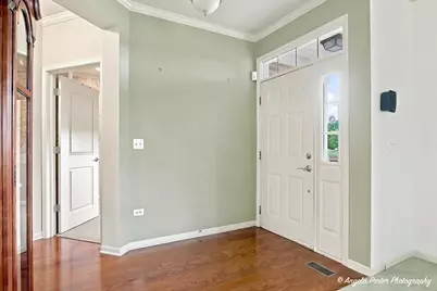 1028 Draper Road, McHenry, IL 60050 - Photo 4
