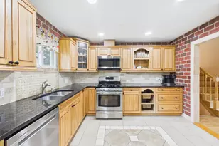 442 Gaylin Ct, Bensenville, IL 60106 - Photo 10
