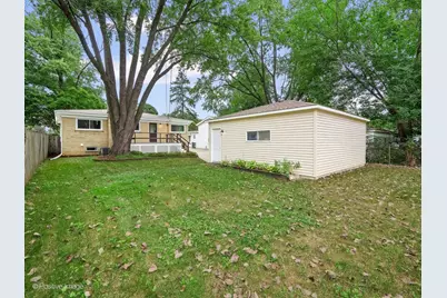 579 Dawes Avenue, Glen Ellyn, IL 60137 - Photo 32