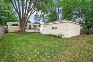 579 Dawes Ave, Glen Ellyn, IL 60137 - Photo 32