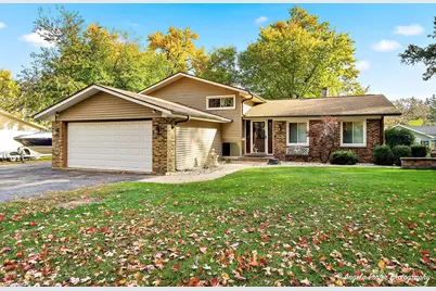 34679 N Hiawatha Trail, McHenry, IL 60051 - Photo 30