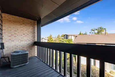6165 Knoll Wood Court #302, Willowbrook, IL 60527 - Photo 14