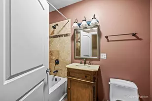 5207 S Indiana Ave, Chicago, IL 60615 - Photo 8