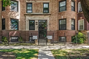 5207 S Indiana Ave, Chicago, IL 60615 - Photo 1