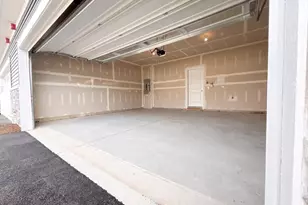643 Cassia Ct, Crystal Lake, IL 60012 - Photo 16