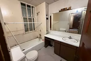 313 W Oak St, Fairbury, IL 61739 - Photo 10