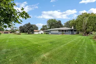 3932 Le Mans Dr, Rockford, IL 61101 - Photo 32