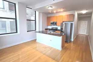 8 W Monroe St, Chicago, IL 60603 - Photo 2