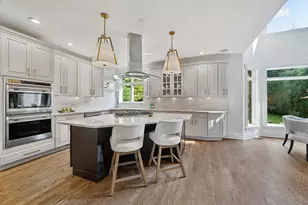 2303 Old Glenview Rd, Wilmette, IL 60091 - Photo 10