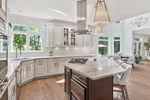 2303 Old Glenview Rd, Wilmette, IL 60091 - Photo 12