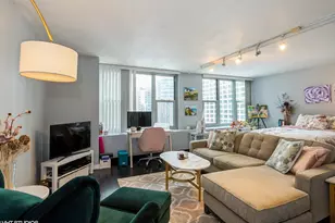 400 E Randolph St, Chicago, IL 60601 - Photo 2