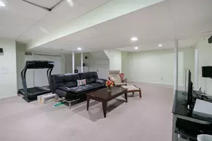 18101 W Hampshire Dr, Gurnee, IL 60031 - Photo 26