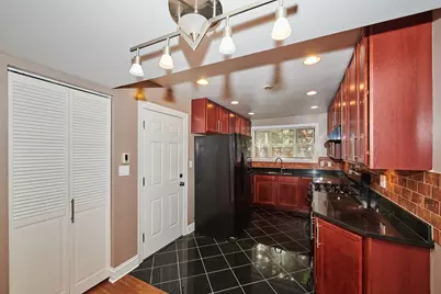 2205 W Highland Avenue #1N, Chicago, IL 60659 - Photo 8