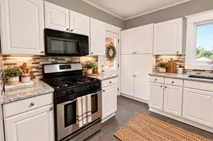 213 S Swift St, Winnebago, IL 61088 - Photo 30