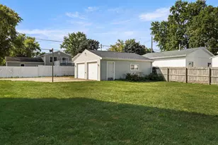 626 E Howard St, Pontiac, IL 61764 - Photo 56