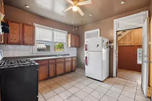 8918 S Woodlawn Ave, Chicago, IL 60619 - Photo 8