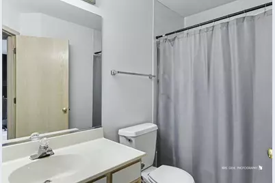 18639 W Sterling Court, Grayslake, IL 60030 - Photo 14