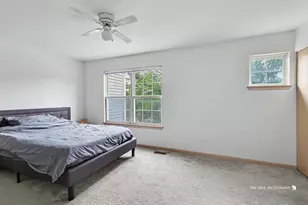 18639 W Sterling Ct, Grayslake, IL 60030 - Photo 10