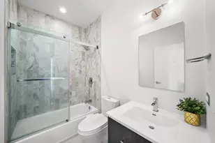 653 N Kingsbury St, Chicago, IL 60654 - Photo 32
