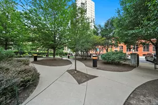 653 N Kingsbury St, Chicago, IL 60654 - Photo 38