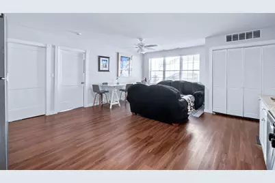 7441 N Rogers Avenue, Chicago, IL 60626 - Photo 4