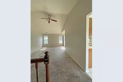 238 Green Knoll Lane #238, Streamwood, IL 60107 - Photo 6