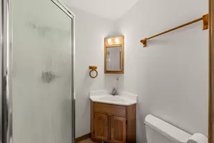 1917 N Hickory St, Crest Hill, IL 60403 - Photo 12