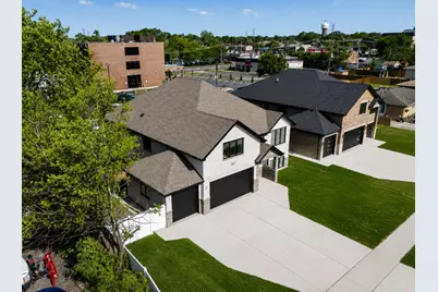 8003 S Oconto Avenue, Bridgeview, IL 60455 - Photo 2