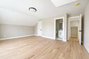 8003 S Oconto Ave, Bridgeview, IL 60455 - Photo 20