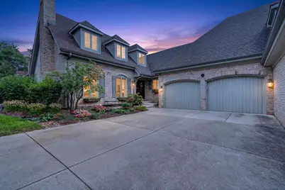 10 Tartan Ridge Road, Burr Ridge, IL 60527 - Photo 1