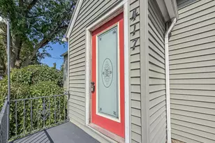 417 W Garfield Ave, Cissna Park, IL 60924 - Photo 4