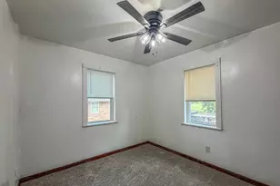 417 W Garfield Ave, Cissna Park, IL 60924 - Photo 14