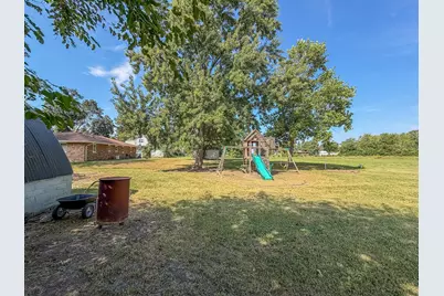 417 W Garfield Avenue, Cissna Park, IL 60924 - Photo 36