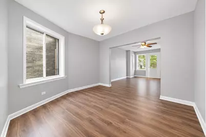 7949 S Marquette Avenue, Chicago, IL 60617 - Photo 36