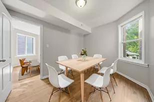 7949 S Marquette Ave, Chicago, IL 60617 - Photo 10