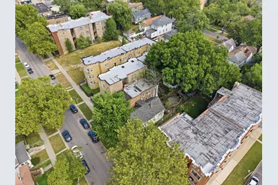 7949 S Marquette Avenue, Chicago, IL 60617 - Photo 20