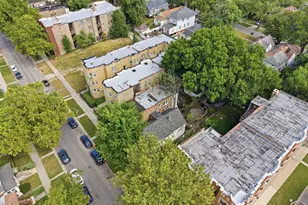 7949 S Marquette Ave, Chicago, IL 60617 - Photo 20