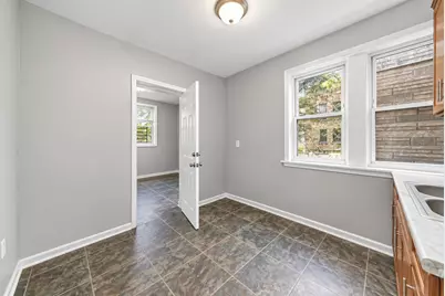 7949 S Marquette Avenue, Chicago, IL 60617 - Photo 38