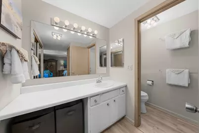 3014 N Dryden Place, Arlington Heights, IL 60004 - Photo 10