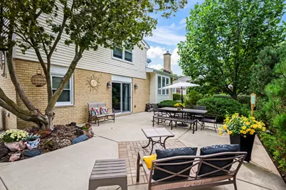 3014 N Dryden Place, Arlington Heights, IL 60004 - Photo 16