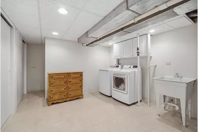 1410 E Eton Drive, Arlington Heights, IL 60004 - Photo 20